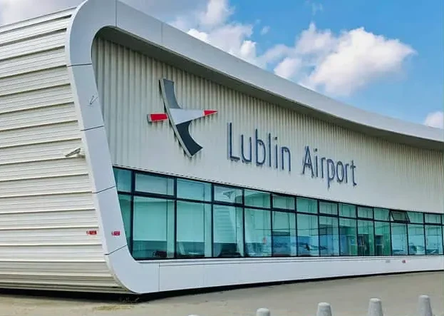 taxi , przewóz osób , taksi, tanie taxi , taksówka, taxi airport